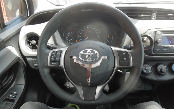 Toyota Yaris cena 16100 przebieg: 80200, rok produkcji 2020 z Stepnica małe 191